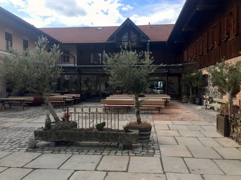 Aussenanlagen mit Naturstein