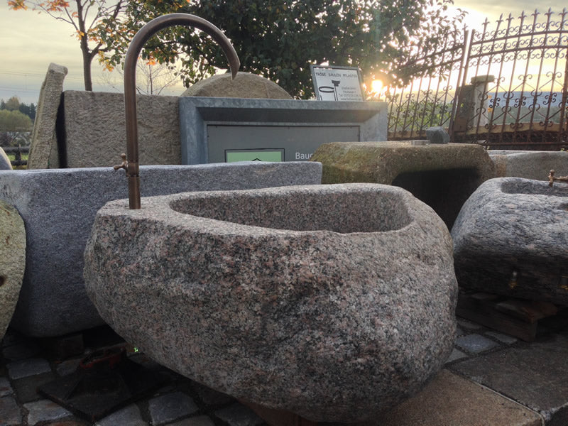 Steinbrunnen Herstellung und Installation