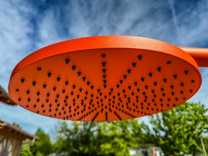 Gartendusche mit Warmwasser