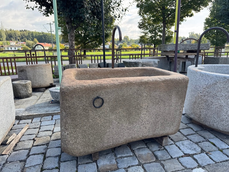 Gartenbrunnen Granit rechteckig Rost Optik