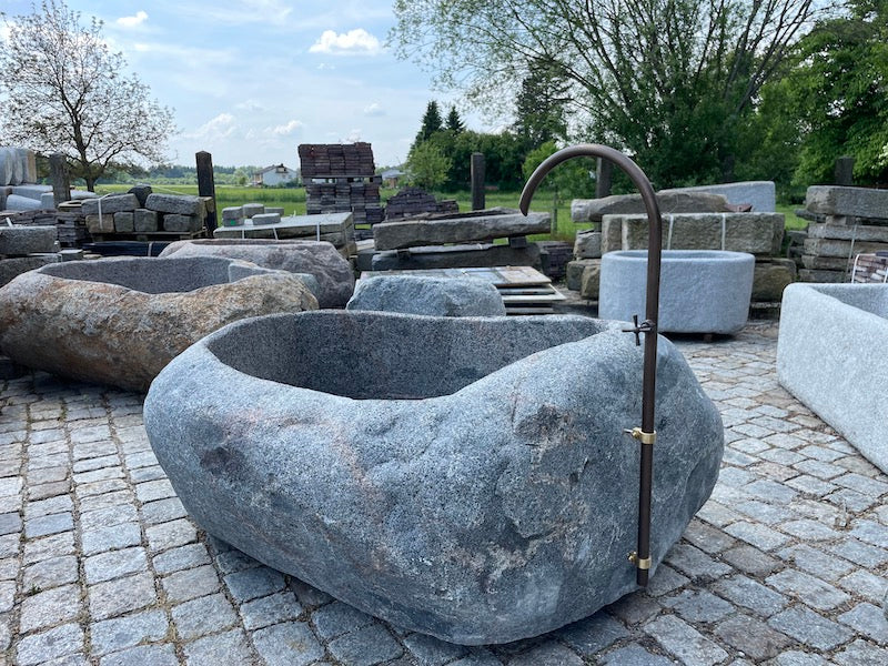 Findlingsbrunnen XXL Bohrung Auslauf