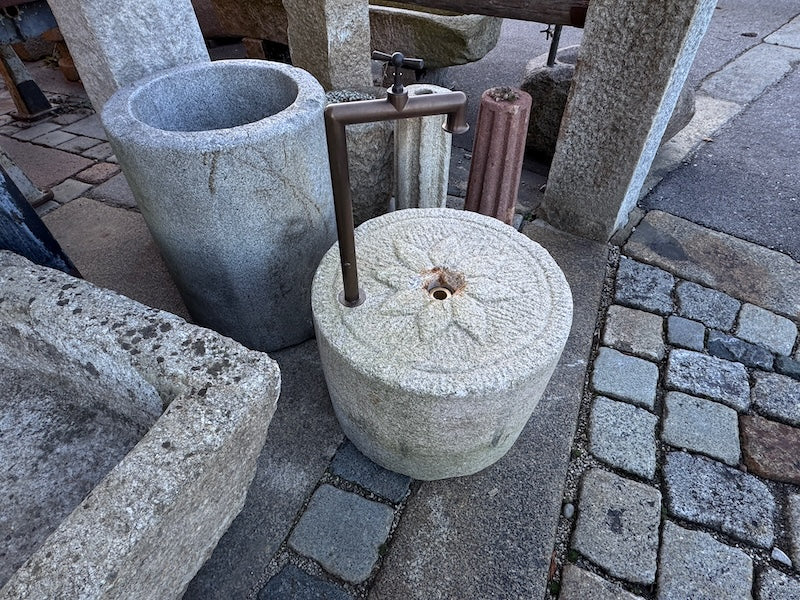 Wasserstelle im Garten gestalten