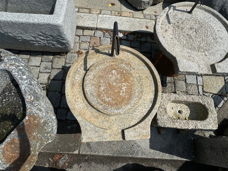 Gartenbrunnen Wasserfall Granit
