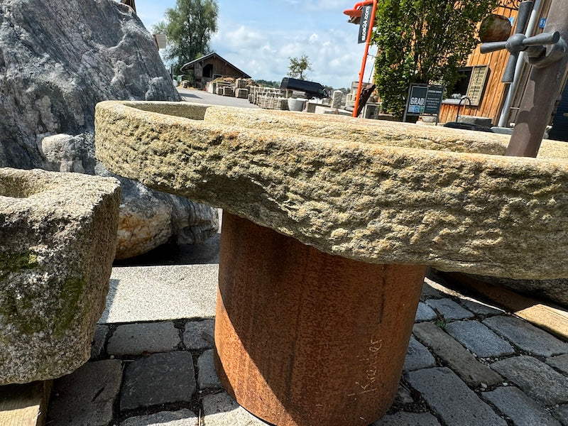 Gartenbrunnen Wasserfall