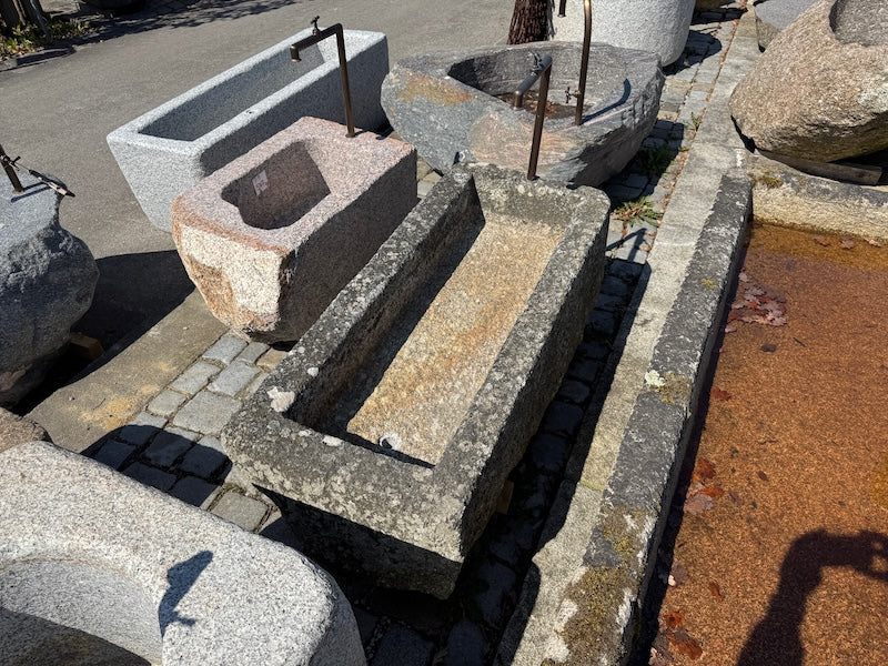 Steinbrunnen Unikat Brunnenbecken