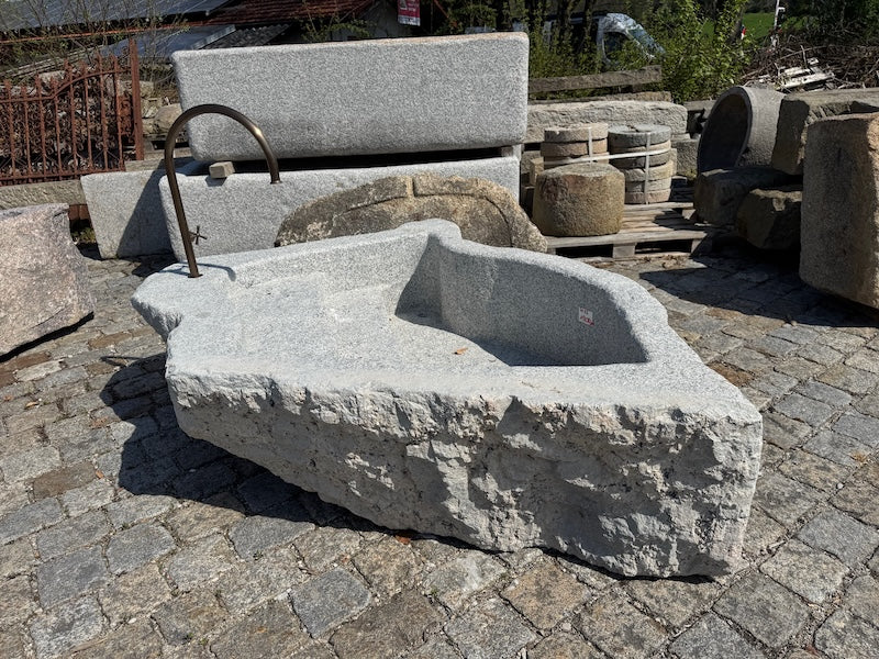 Granitbrunnen Rosenheim rechteckig