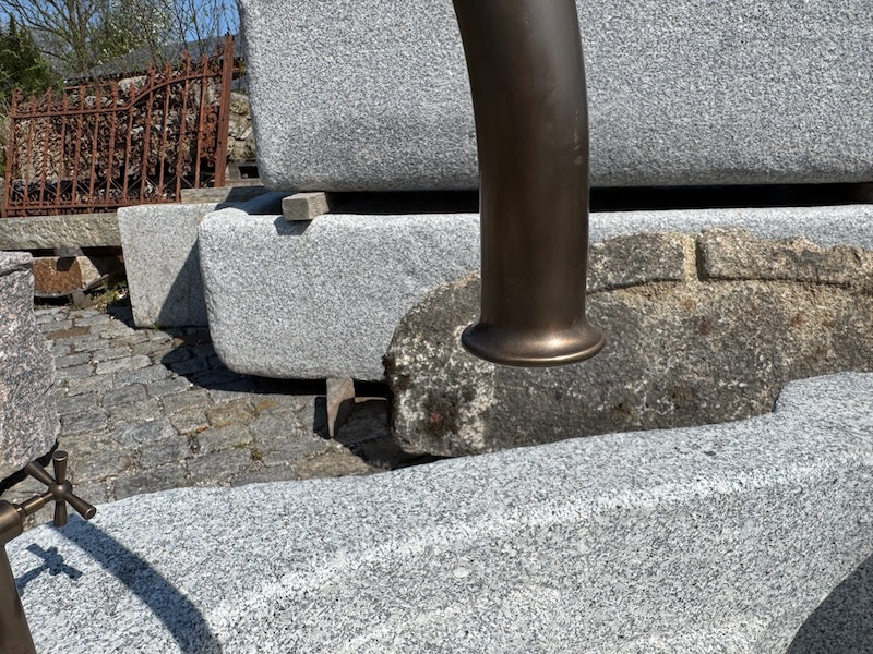 Granitbrunnen Rosenheim mit Gardena Anschluss