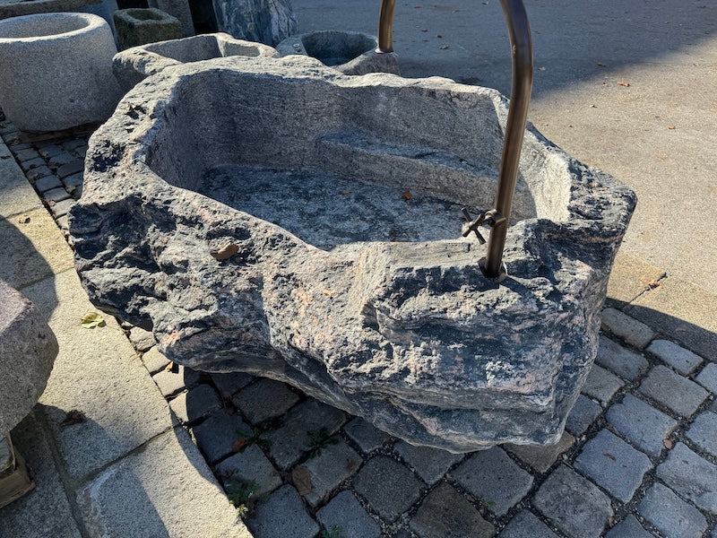Findlingsbrunnen XL Draufsicht