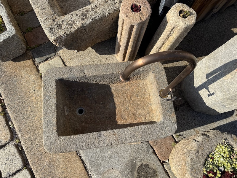 Kleiner Granittrog