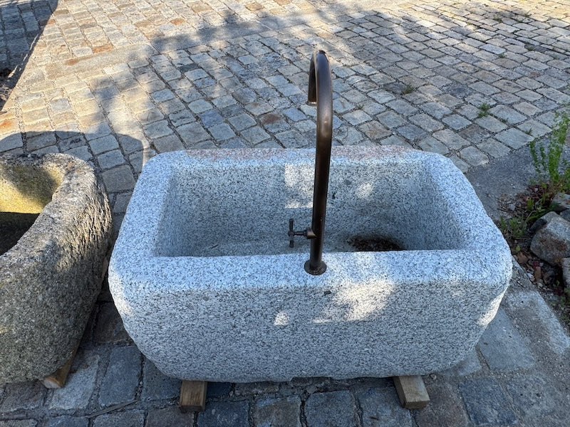 Gartenbrunnen Granit Draufsicht
