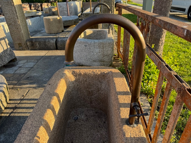 Steinbrunnen Antik