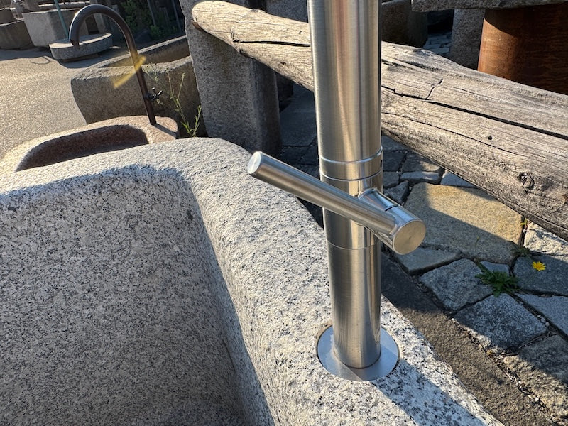 Steinbrunnen outdoor