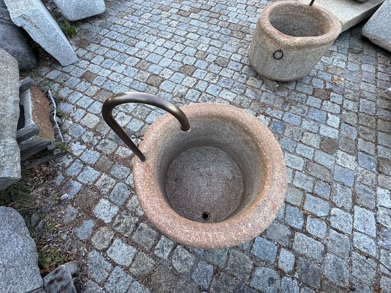 Gartenbrunnen Granit rund