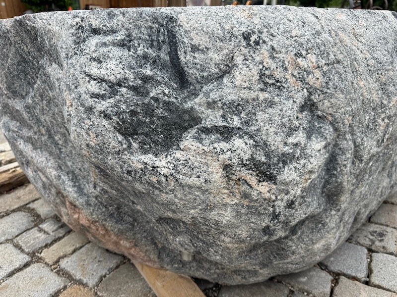 Findlingsbrunnen Österreich