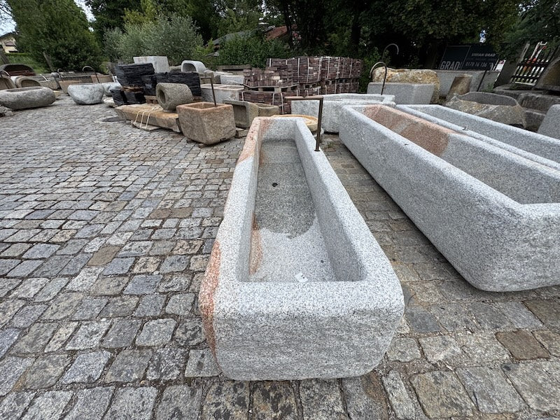 Granitbrunnen XXL Seitenansicht