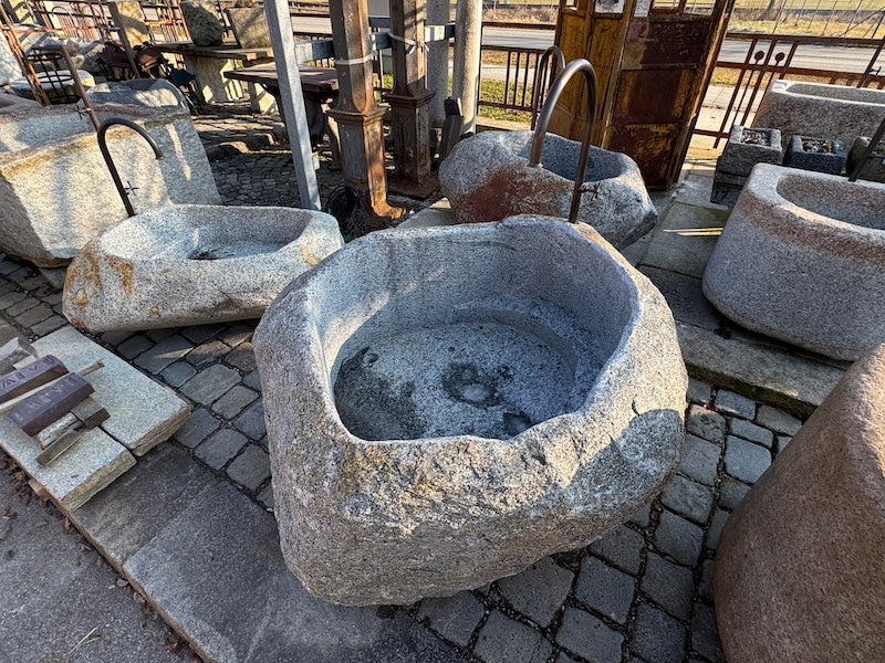 Findlingsbrunnen Österreich