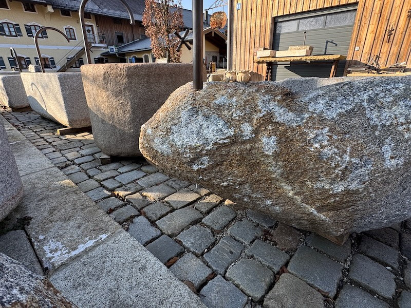 Findlingsbrunnen Österreich