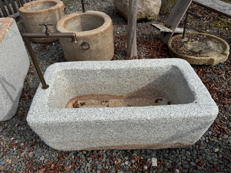 Granitbrunnen Kitzbühel für Garten