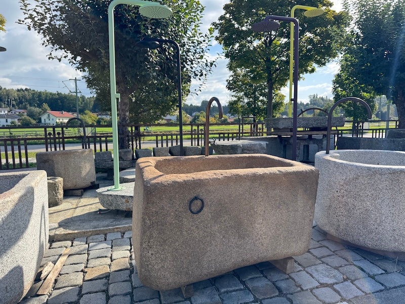 Gartenbrunnen Granit rechteckig alte Optik