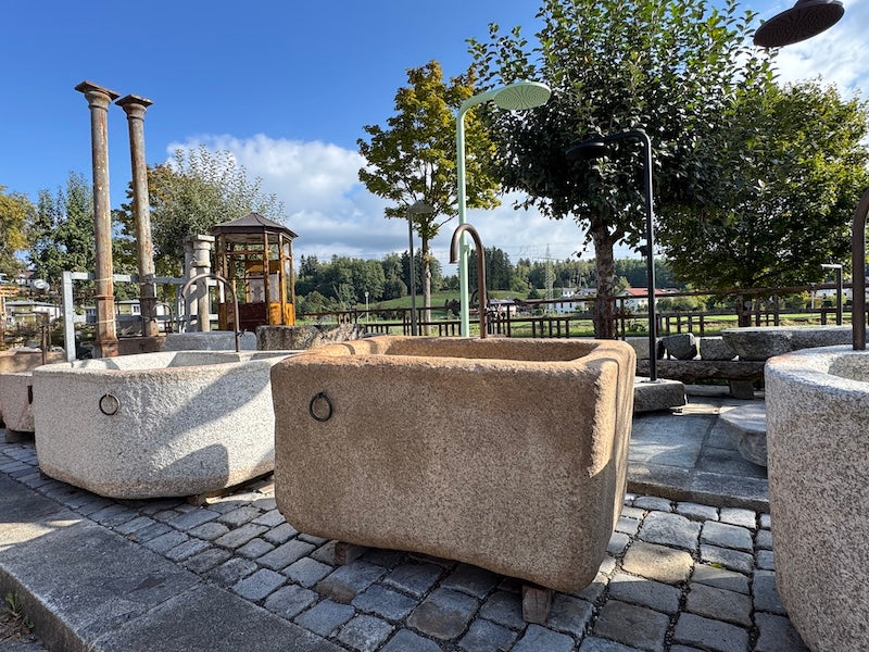 Gartenbrunnen Granit rechteckig Rost Optik