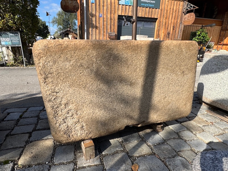 Gartenbrunnen Granit rechteckig Rost Optik