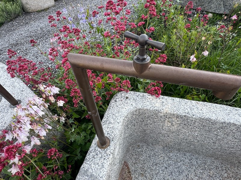 Natursteinbrunnen Granit