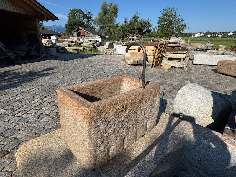 Gartenbrunnen Granit rechteckig Rost Optik