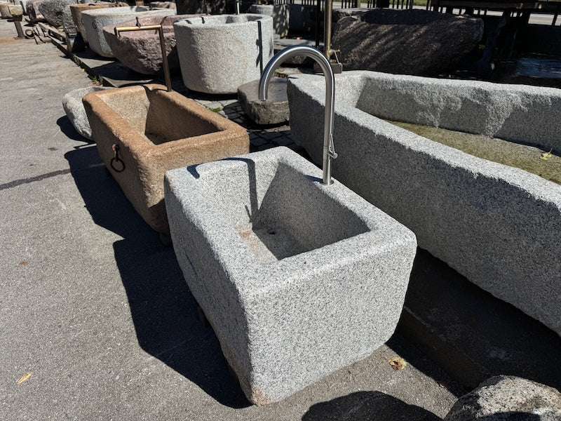 Steinbrunnen outdoor Draufsicht