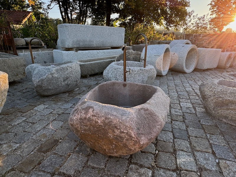 Findlingsbrunnen rot kaufen