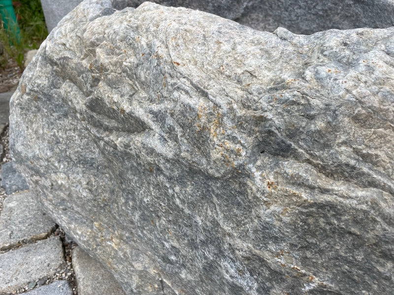 Befestigung Naturstein Findling