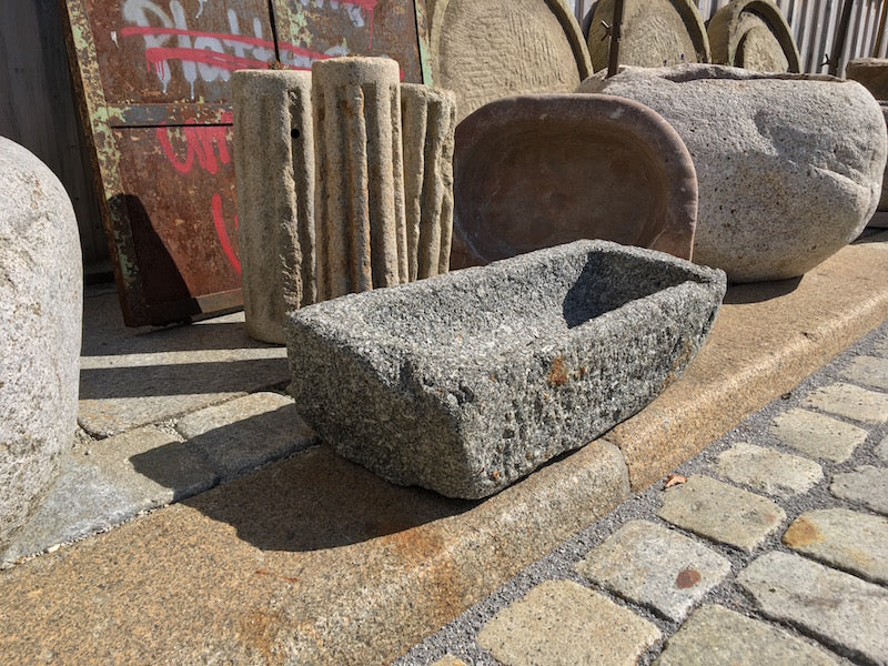 Kleiner Steintrog Oberfläche