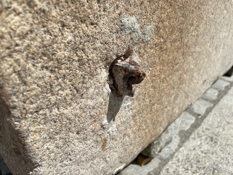 Brunnentrog Naturstein Granit