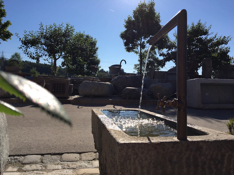 Wassereinlauf eckig 1"