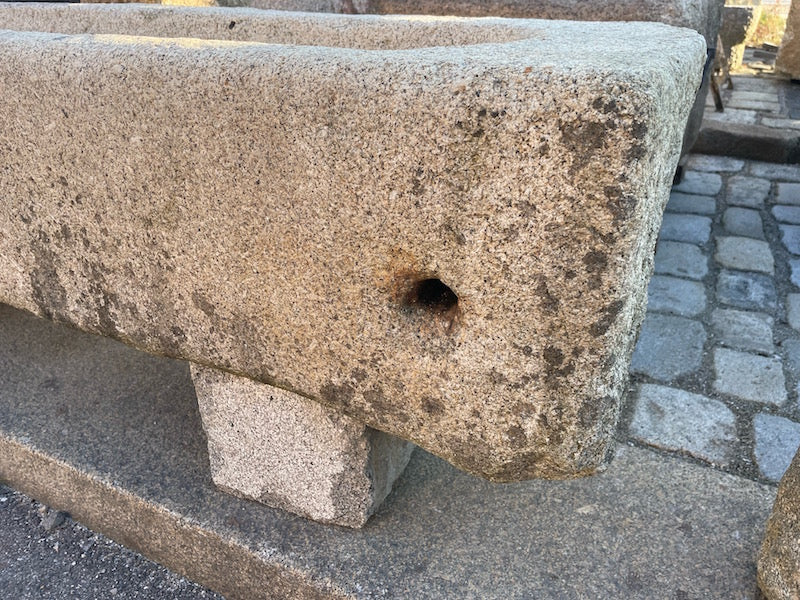 Steintrog rechteckig Oberfläche