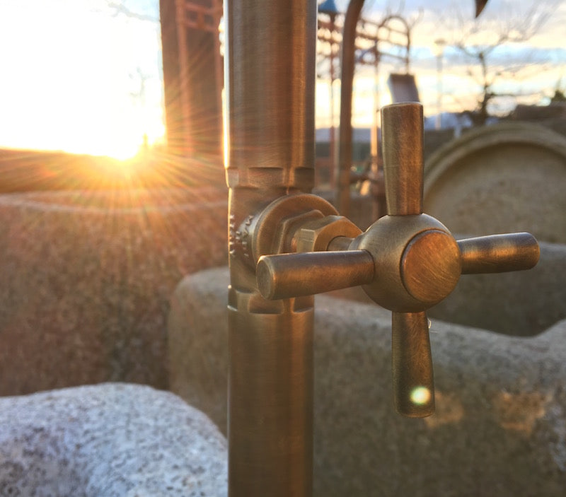 Wasserhahn aus Messing