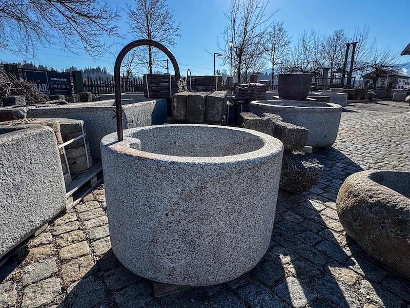 Granitbrunnen Südtirol 