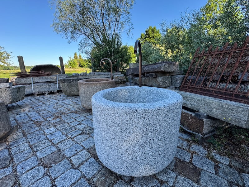 Granitbrunnen Südtirol 