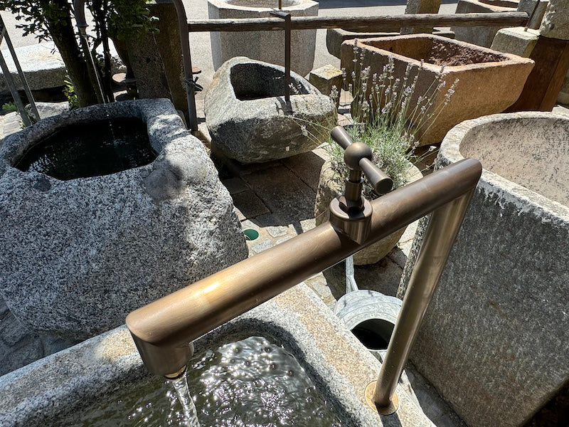 Granitbrunnen quadrat