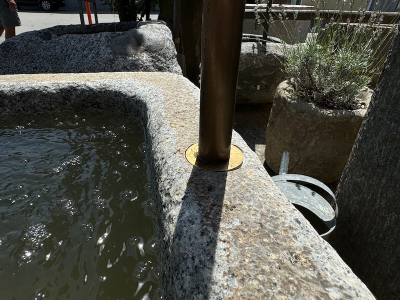Granitbrunnen quadrat