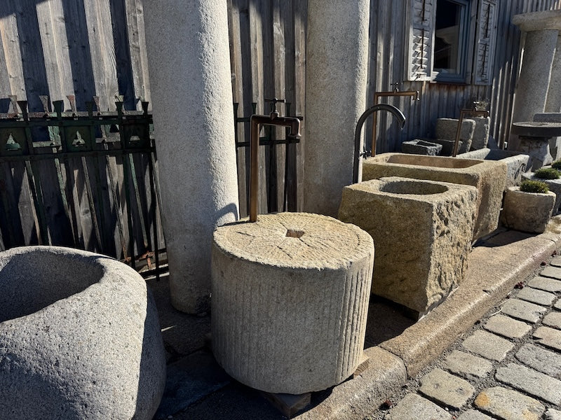 Wasserstelle Garten aus Granit