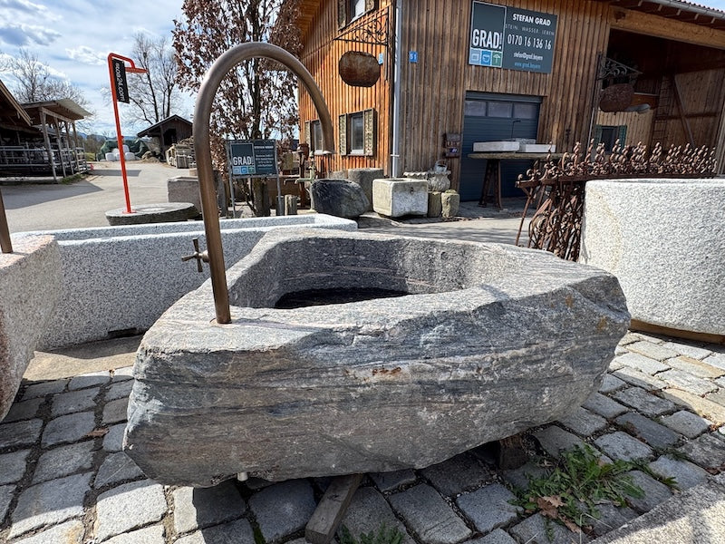 Findlingsbrunnen XL