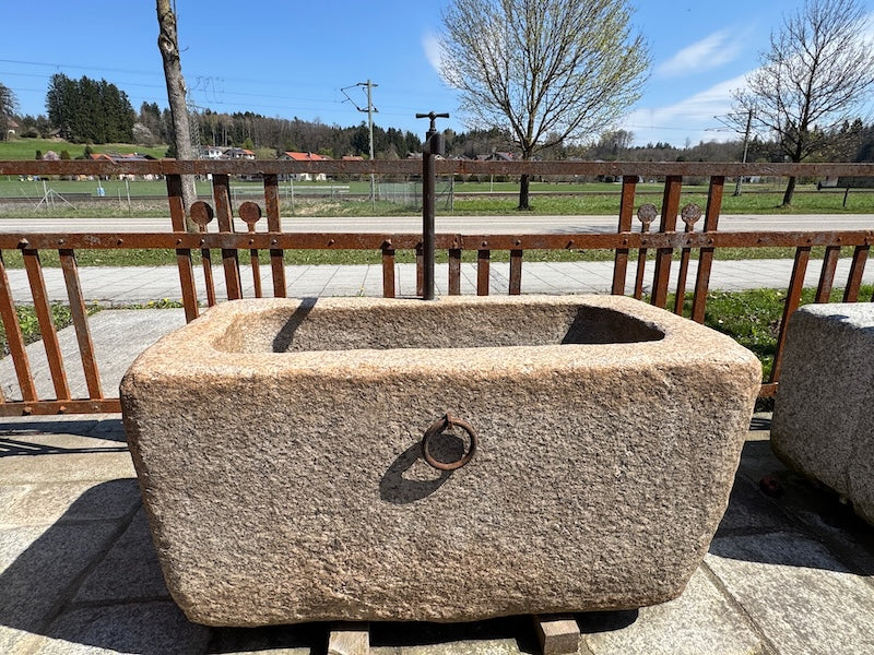 Alter Brunnen klein