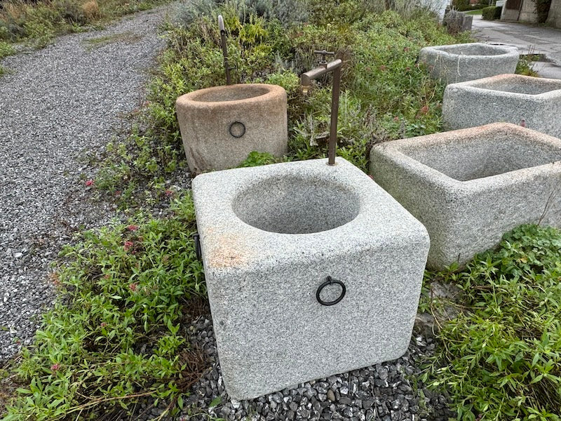 Dorfbrunnen Granit