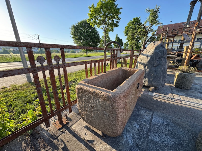 Steinbrunnen Garten Antik 