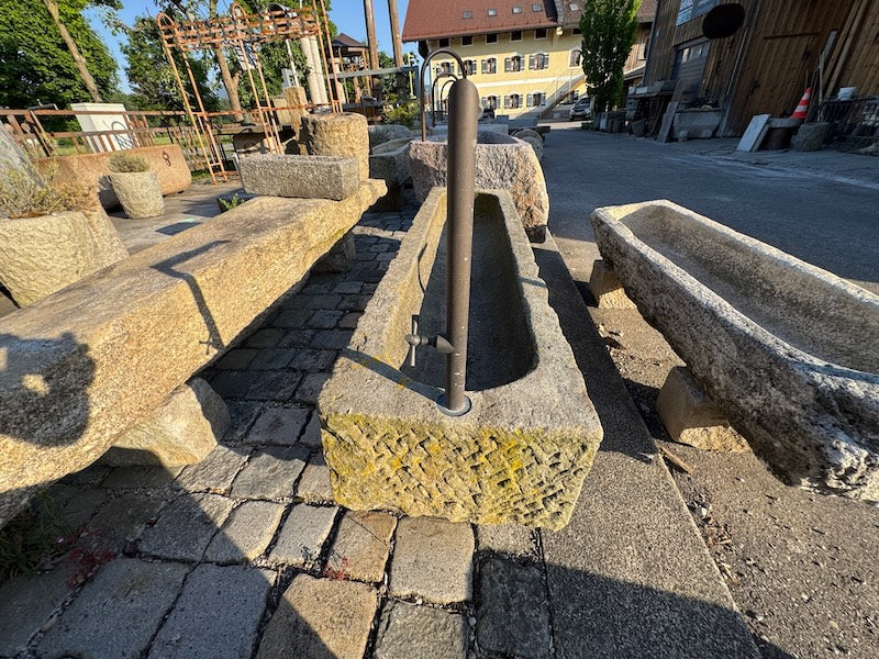 Stein Futtertrog