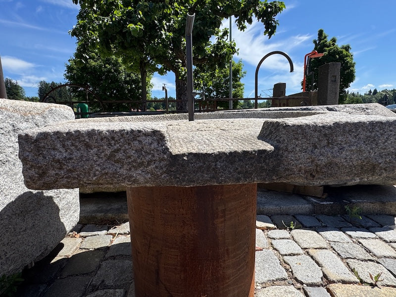 Gartenbrunnen Wasserfall