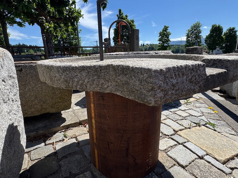Gartenbrunnen Wasserfall