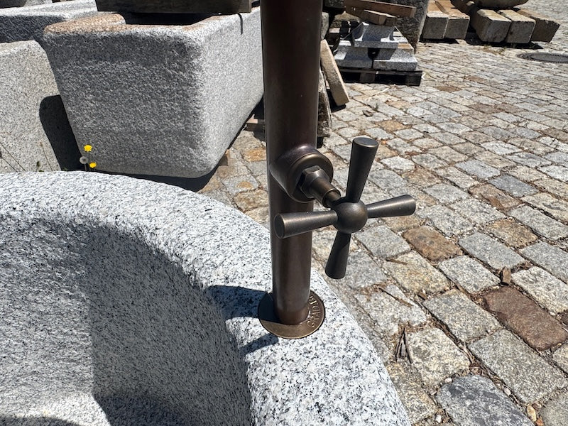Granitbrunnen Südtirol