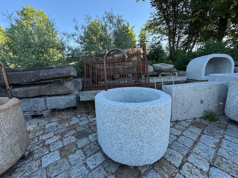 Granitbrunnen Südtirol