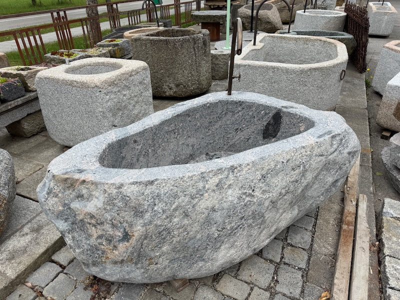 Findlingsbrunnen Österreich